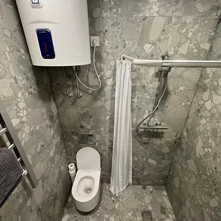 13 New Airport Apartment *