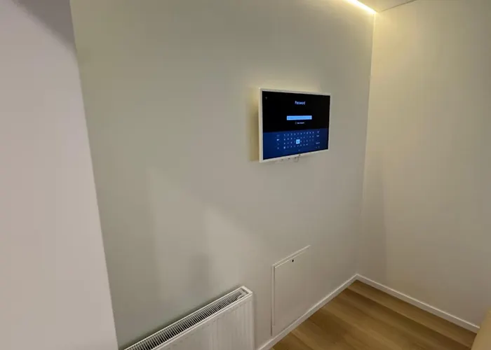 13 New Airport Appartement