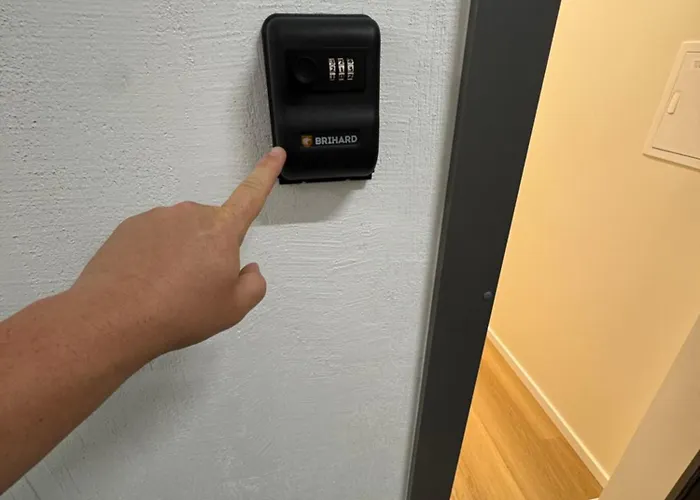 13 New Airport * Vilnius